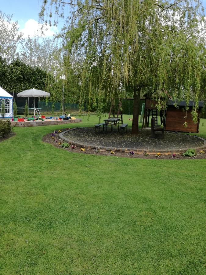 Urlaub Machen Direkt Am Irland Das Kinderparadies In Twisteden Im Grossen Garten Bei Privatleute Fur Maximal Sechs Personen Kevelaer Εξωτερικό φωτογραφία