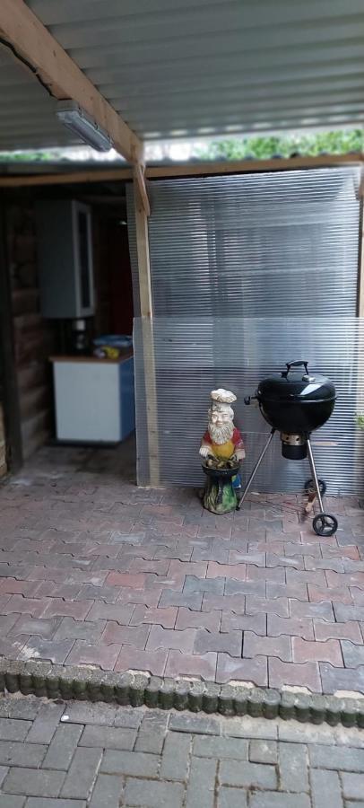 Urlaub Machen Direkt Am Irland Das Kinderparadies In Twisteden Im Grossen Garten Bei Privatleute Fur Maximal Sechs Personen Kevelaer Εξωτερικό φωτογραφία